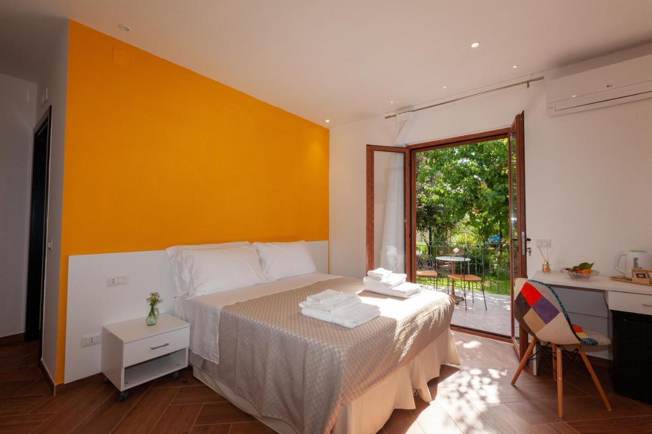 B&B Le Dee Di Paestum Extérieur photo
