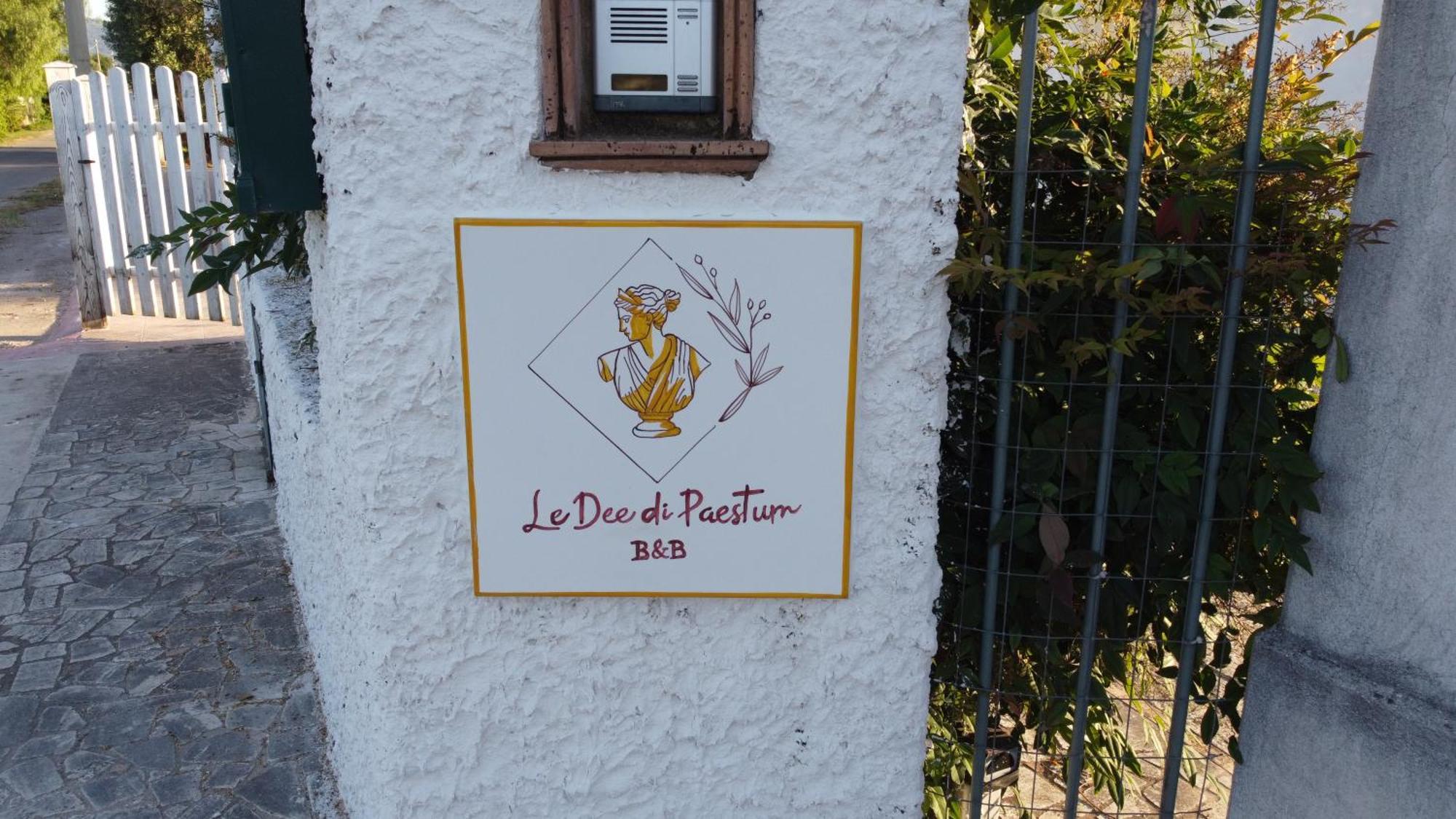 B&B Le Dee Di Paestum Extérieur photo